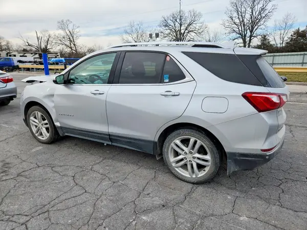 3GNAXVEV3JS500723 2018 CHEVROLET EQUINOX - Image 2