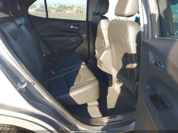 3GNAXVEV3JS620540 2018 CHEVROLET EQUINOX - Image 8