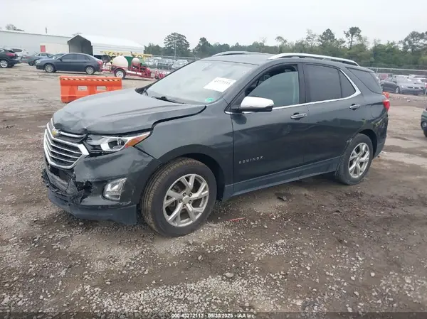 3GNAXVEV5JS590148 2018 CHEVROLET EQUINOX - Image 2
