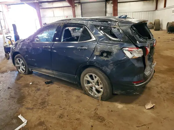 3GNAXVEV8JS562411 2018 CHEVROLET EQUINOX - Image 2