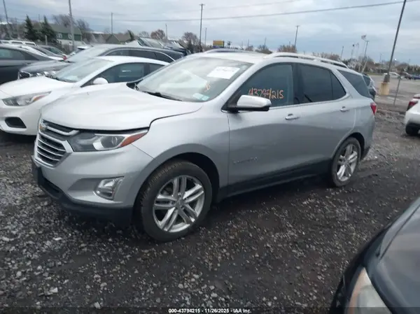 3GNAXVEV8JS565633 2018 CHEVROLET EQUINOX - Image 2