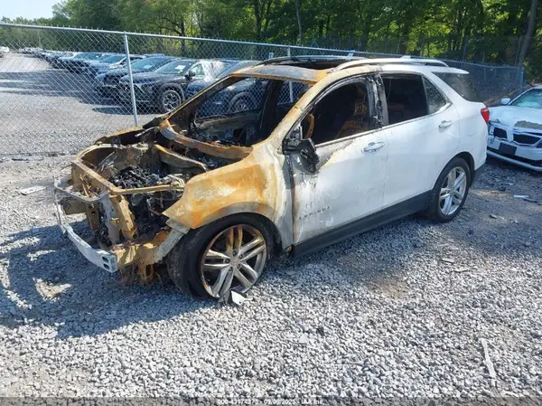 3GNAXVEV8JS579922 2018 CHEVROLET EQUINOX - Image 2