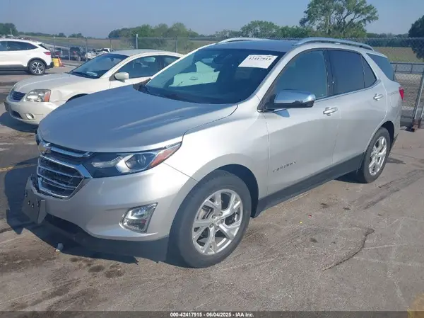 3GNAXVEV8JS612711 2018 CHEVROLET EQUINOX - Image 2