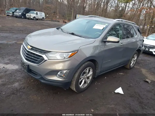 3GNAXVEX0KS560493 2019 CHEVROLET EQUINOX - Image 2