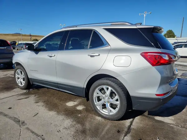 3GNAXVEX2LS611140 2020 CHEVROLET EQUINOX - Image 2