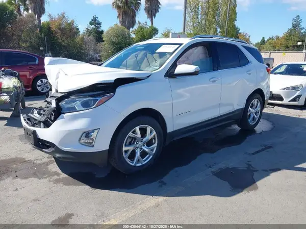 3GNAXVEX4KS678997 2019 CHEVROLET EQUINOX - Image 2