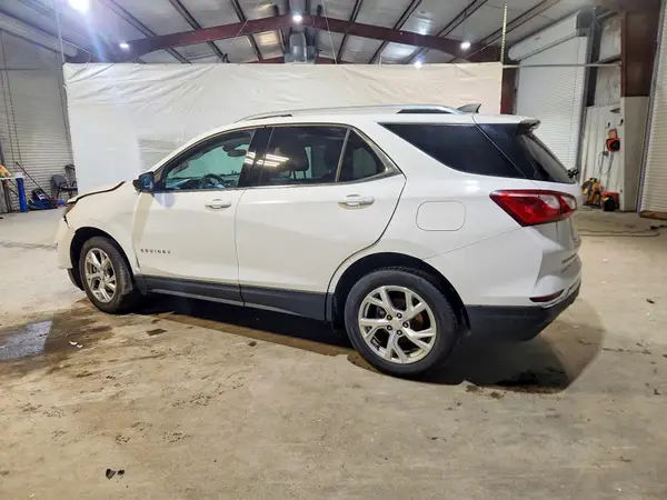 3GNAXVEX8LS557603 2020 CHEVROLET EQUINOX - Image 2