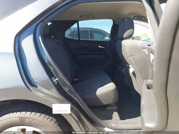 3GNAXVEX9KS632081 2019 CHEVROLET EQUINOX - Image 8