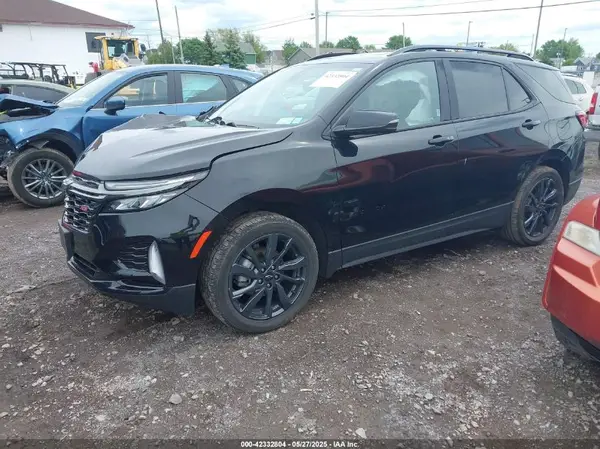 3GNAXWEG0PL100256 2023 CHEVROLET EQUINOX - Image 2