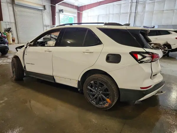 3GNAXWEG0RS182322 2024 CHEVROLET EQUINOX - Image 2