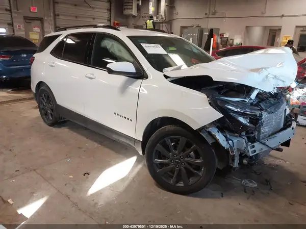 3GNAXWEG0RS247525 2024 CHEVROLET EQUINOX - Image 1