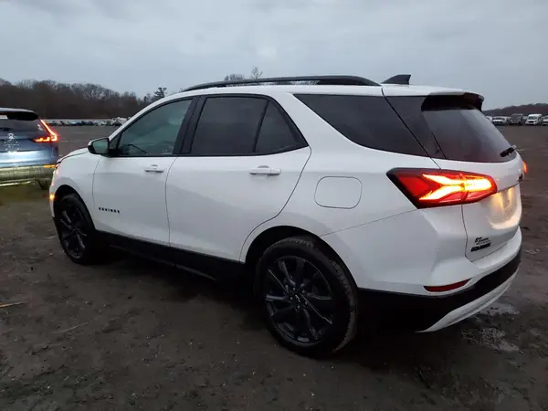 3GNAXWEG1RS134926 2024 CHEVROLET EQUINOX - Image 2
