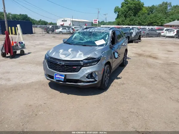 3GNAXWEG2RS113552 2024 CHEVROLET EQUINOX - Image 2