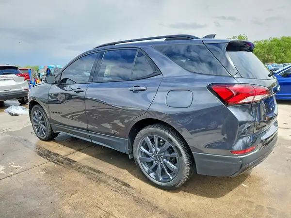 3GNAXWEV1NS240057 2022 CHEVROLET EQUINOX - Image 2