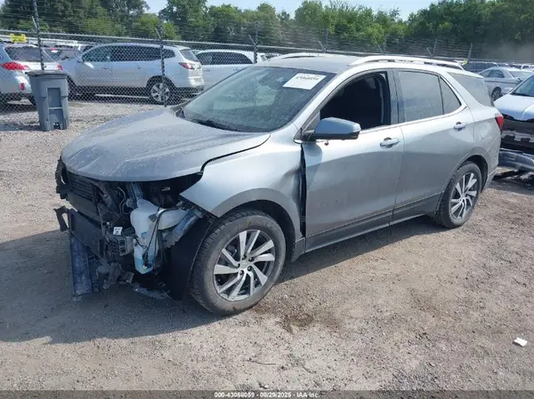 3GNAXXEG0RL228196 2024 CHEVROLET EQUINOX - Image 2