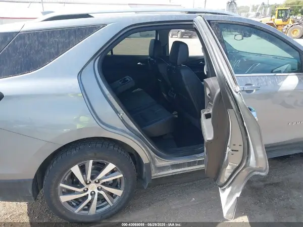 3GNAXXEG0RL228196 2024 CHEVROLET EQUINOX - Image 8