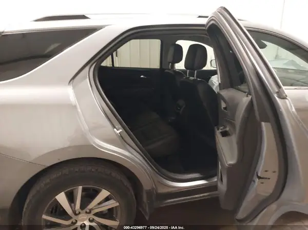 3GNAXXEG9PL157173 2023 CHEVROLET EQUINOX - Image 8