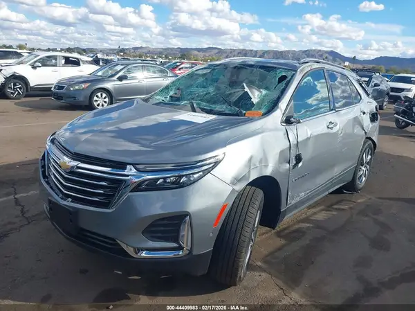 3GNAXXEG9PL228047 2023 CHEVROLET EQUINOX - Image 2