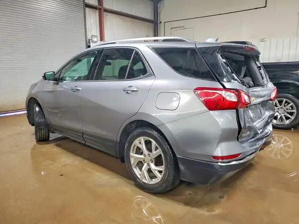3GNAXXEU6JL157712 2018 CHEVROLET EQUINOX - Image 2