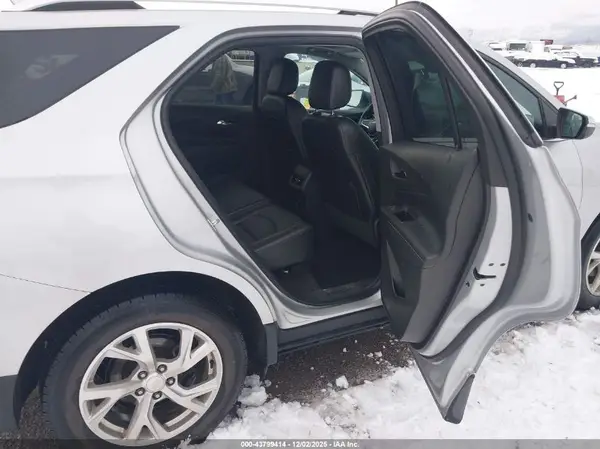 3GNAXXEU8JS559480 2018 CHEVROLET EQUINOX - Image 8