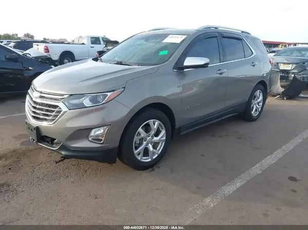 3GNAXXEU8JS643489 2018 CHEVROLET EQUINOX - Image 2