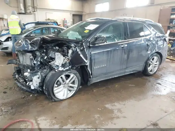 3GNAXXEV0KS533806 2019 CHEVROLET EQUINOX - Image 2