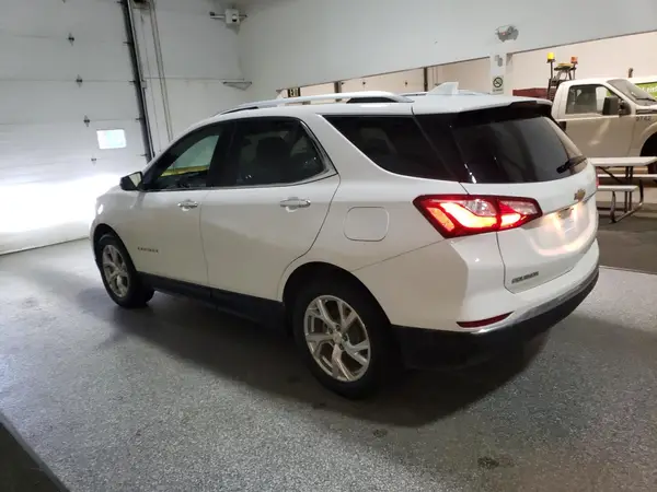 3GNAXXEV1MS178633 2021 CHEVROLET EQUINOX - Image 2