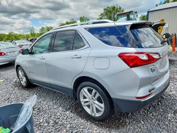 3GNAXXEV4KS557901 2019 CHEVROLET EQUINOX - Image 2