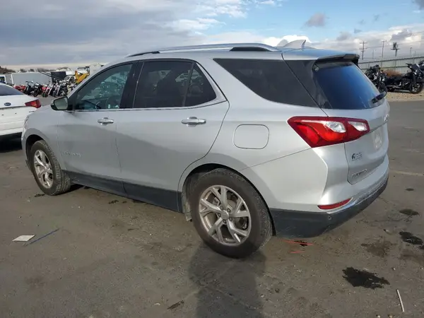 3GNAXXEV4LS678851 2020 CHEVROLET EQUINOX - Image 2