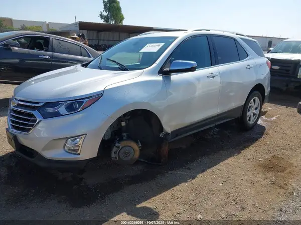 3GNAXXEV4MS152785 2021 CHEVROLET EQUINOX - Image 2