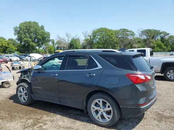 3GNAXXEV6KS672144 2019 CHEVROLET EQUINOX - Image 2