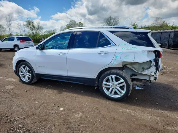 3GNAXXEV8MS174806 2021 CHEVROLET EQUINOX - Image 2
