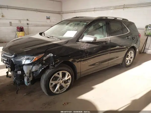 3GNAXXEV9KL384015 2019 CHEVROLET EQUINOX - Image 2