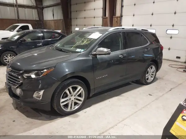 3GNAXYEX5KS632564 2019 CHEVROLET EQUINOX - Image 2