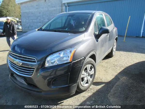 3GNCJKSB0GL197373 2016 CHEVROLET TRAX - Image 2