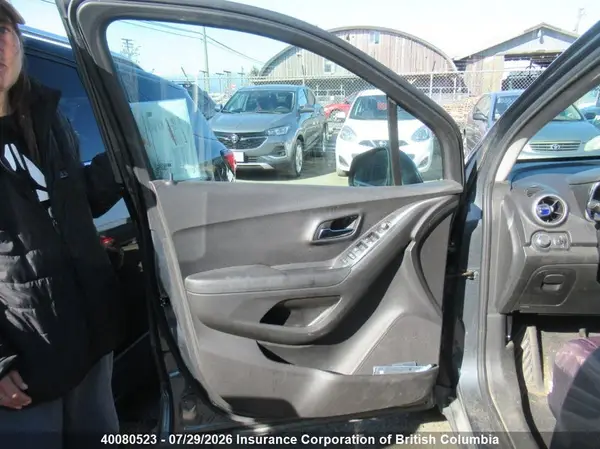 3GNCJKSB0GL197373 2016 CHEVROLET TRAX - Image 8