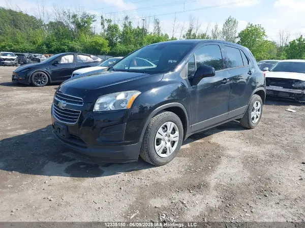 3GNCJKSB0GL217332 2016 CHEVROLET TRAX - Image 2