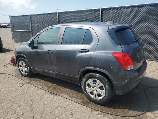 3GNCJKSB0GL233840 2016 CHEVROLET TRAX - Image 2