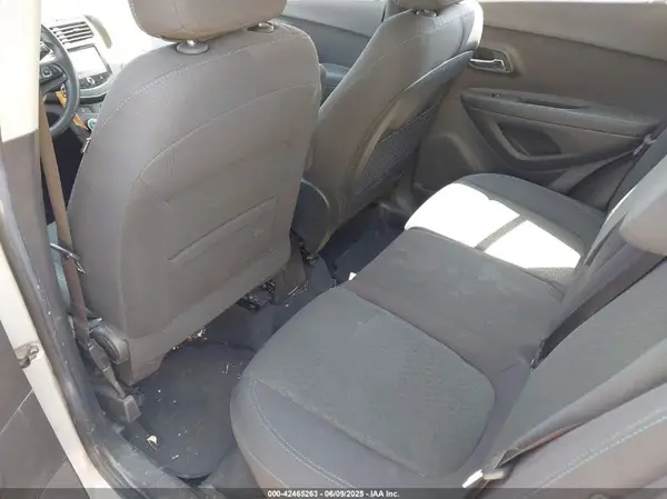 3GNCJKSB0GL235703 2016 CHEVROLET TRAX - Image 8