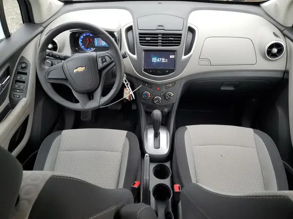 3GNCJKSB0GL240982 2016 CHEVROLET TRAX - Image 8