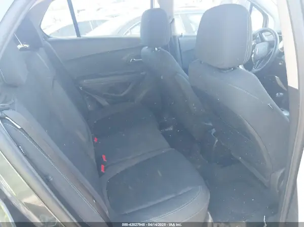 3GNCJKSB0GL245390 2016 CHEVROLET TRAX - Image 8