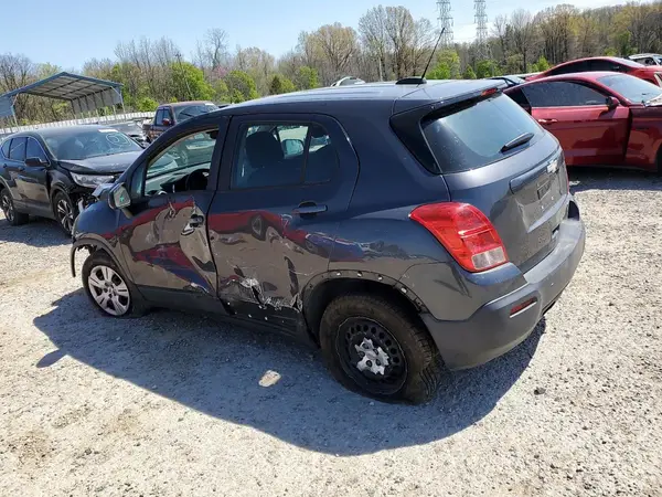 3GNCJKSB0GL246684 2016 CHEVROLET TRAX - Image 2