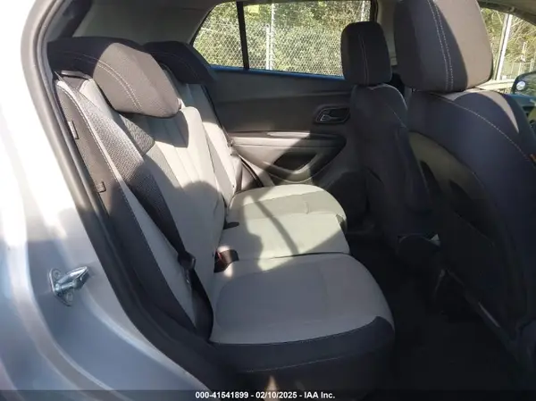 3GNCJKSB0GL253599 2016 CHEVROLET TRAX - Image 8