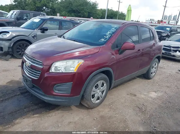 3GNCJKSB0GL260889 2016 CHEVROLET TRAX - Image 2