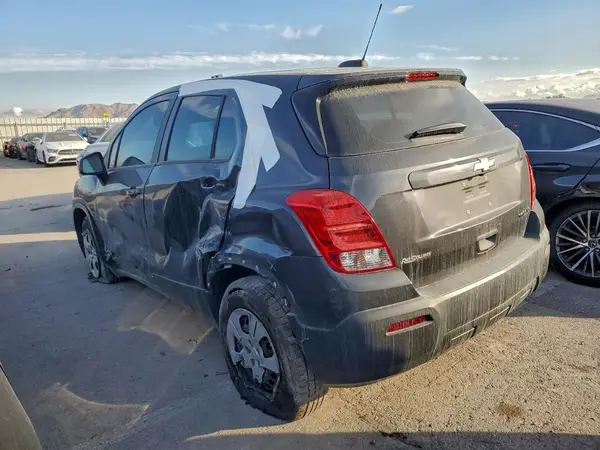 3GNCJKSB0GL261010 2016 CHEVROLET TRAX - Image 2