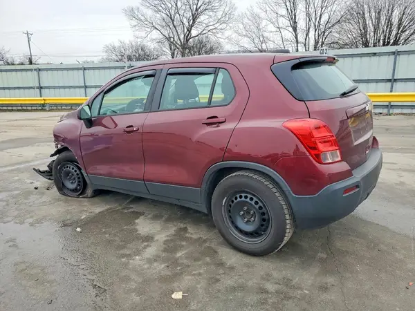 3GNCJKSB0GL271083 2016 CHEVROLET TRAX - Image 2