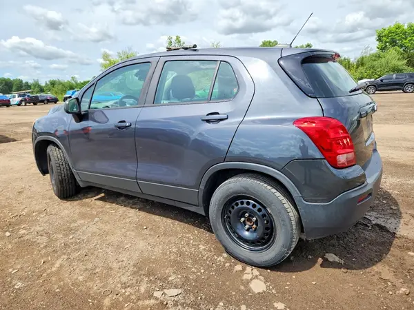 3GNCJKSB0GL275487 2016 CHEVROLET TRAX - Image 2