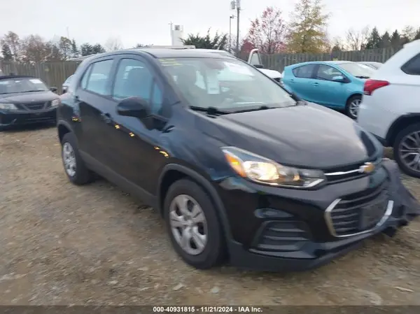 3GNCJKSB0HL131679 2017 CHEVROLET TRAX - Image 1