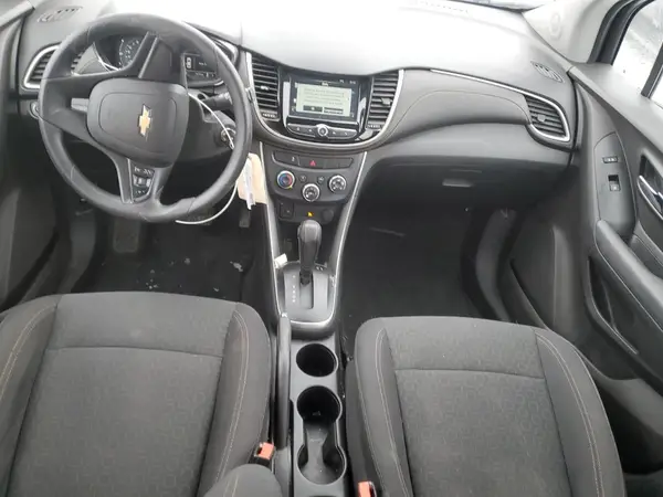 3GNCJKSB0HL146585 2017 CHEVROLET TRAX - Image 8