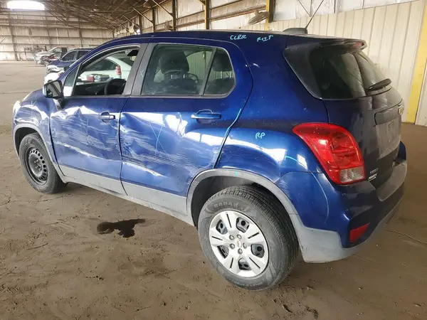 3GNCJKSB0HL151639 2017 CHEVROLET TRAX - Image 2